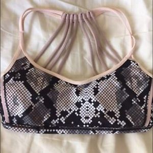 Lululemon Lighten Up Ziggy Snake